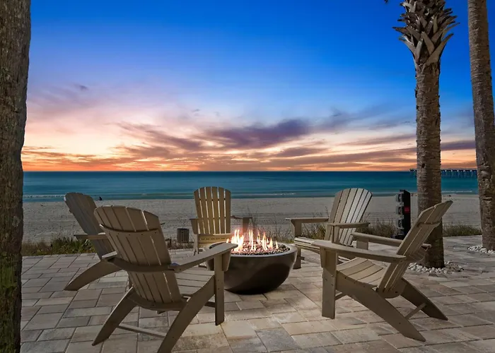 Hotel near College: Calypso Beach Resort